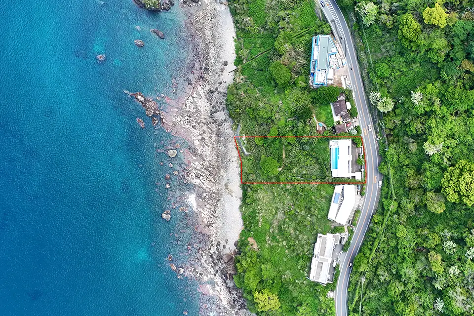 Atami 01の真上からの写真