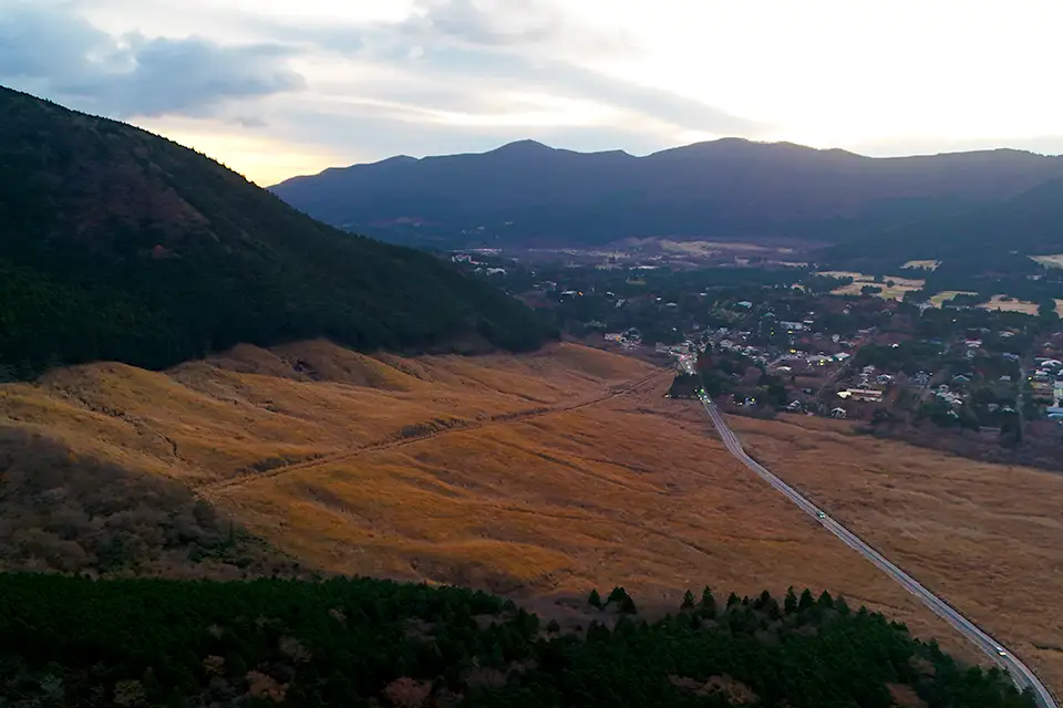 Hakone 01の敷地上空から南西を望む写真