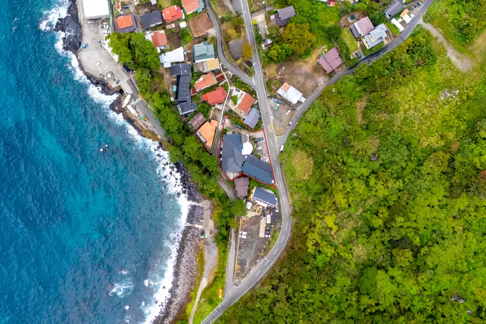 Ito 01の上空からの当物件の写真